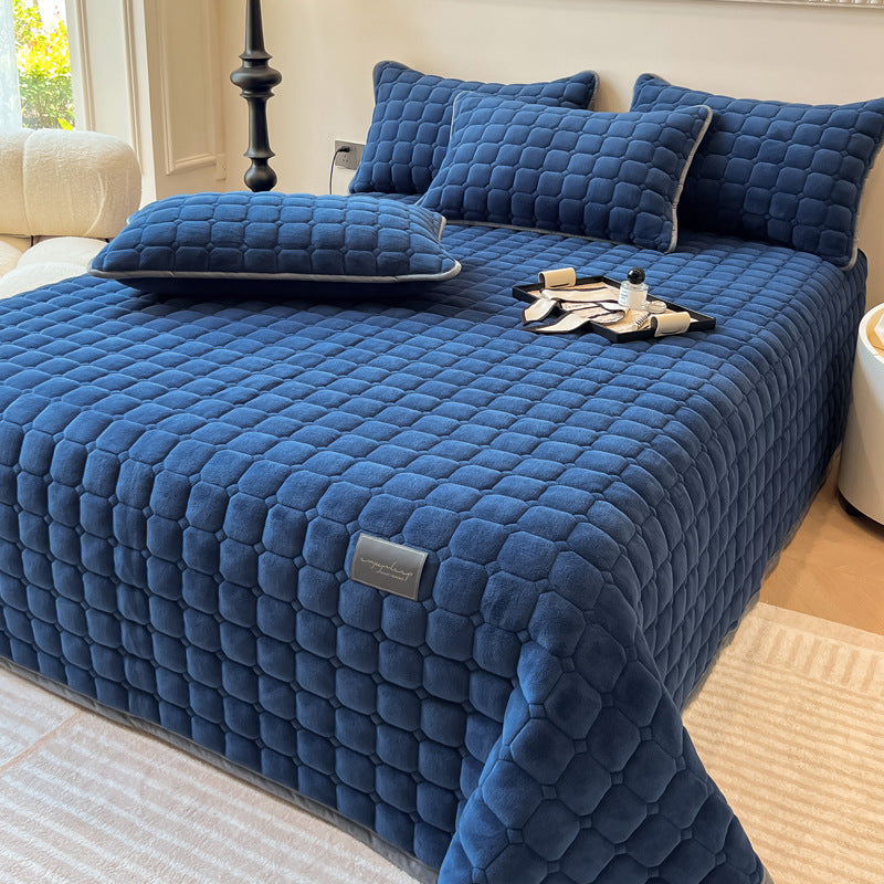 Junips | Modern Soft Throw Blanket with Square Texture – Stylish Fluffy Bed & Sofa Cover