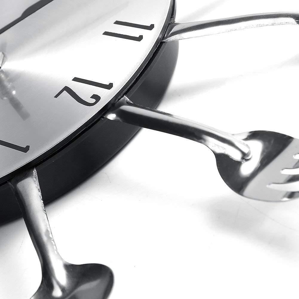 Junips | Cutlery Clock