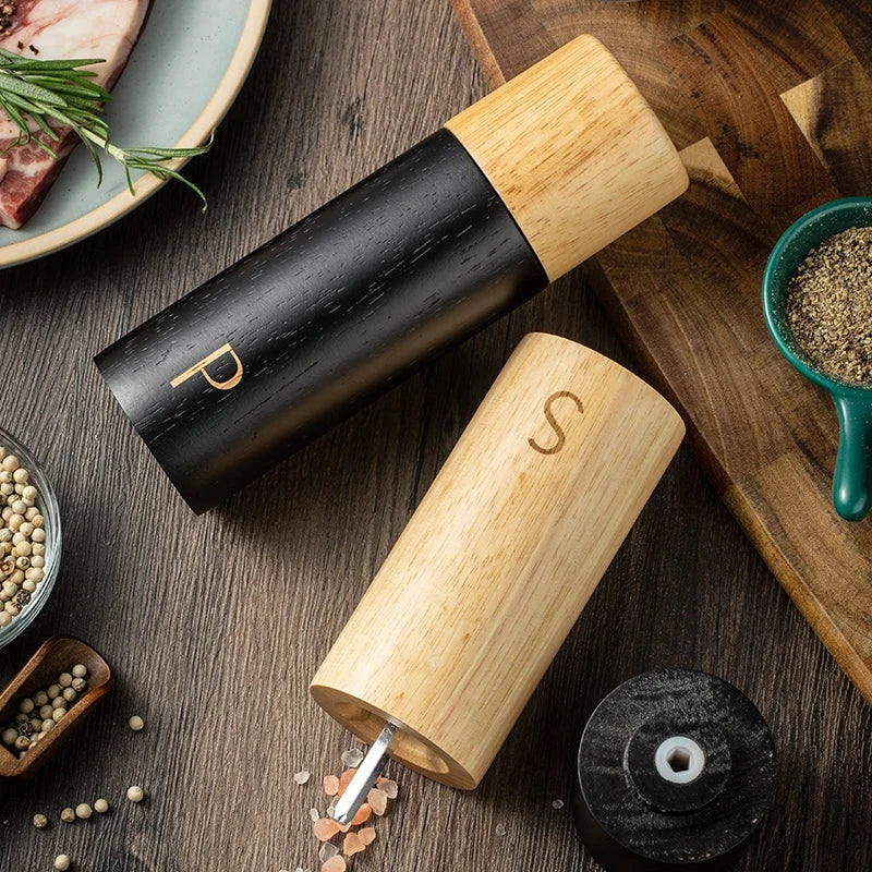 Junips | Wood Salt and Pepper Mill Set