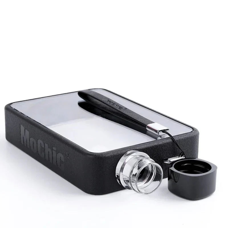 Junips | Flat transparent water bottle