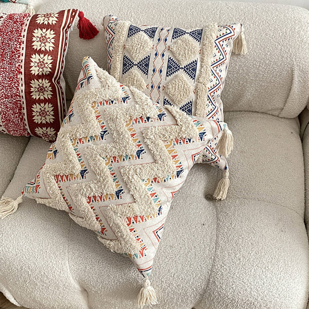 Junips | Moroccan inspired decorative throw pillow with tassel