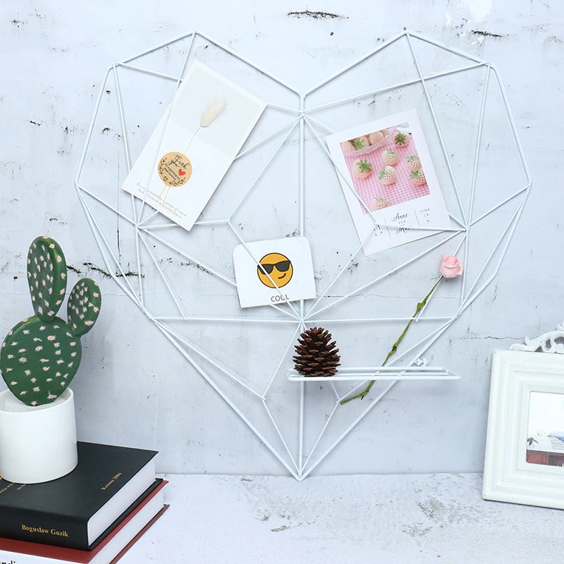 Junips | Heart Wire Photo Display