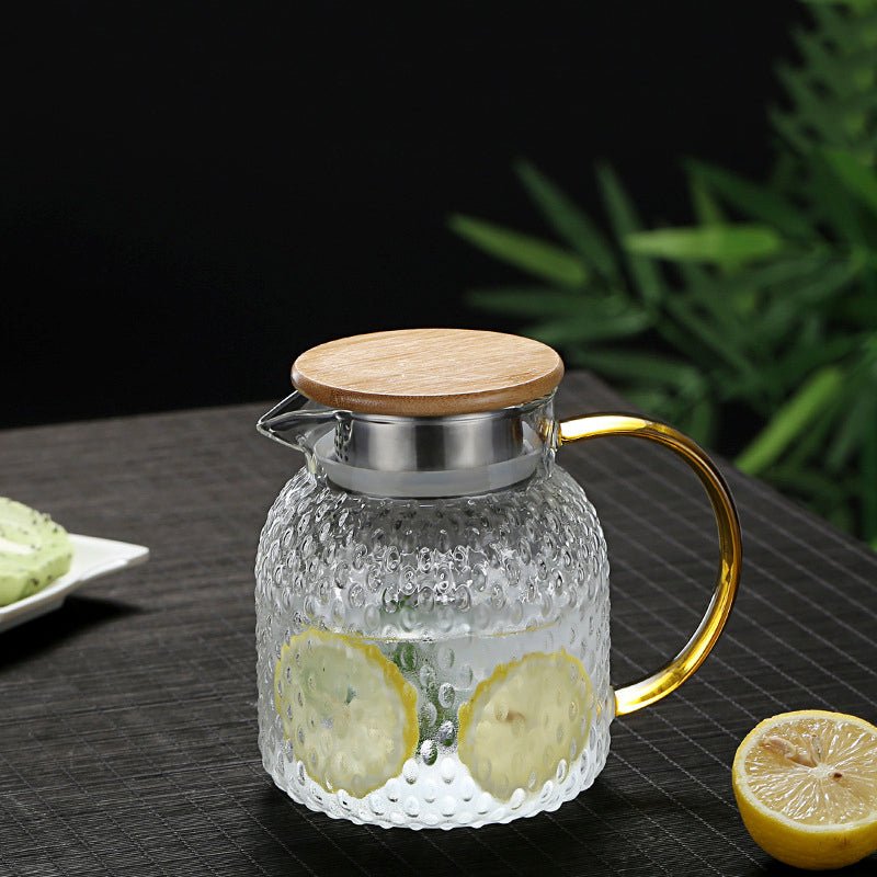 Junips | Heat-resistant ribbed glass jug