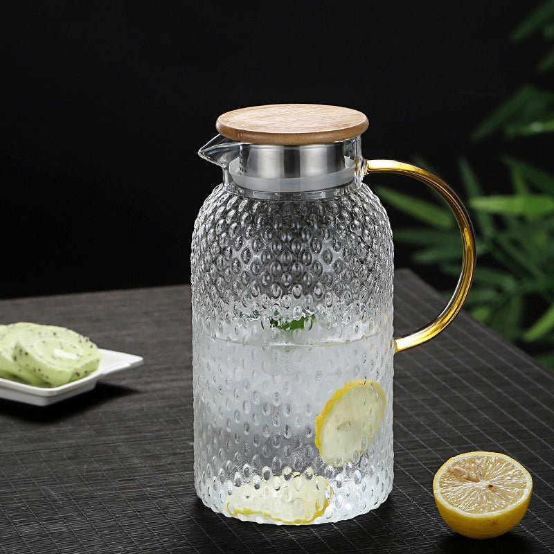 Junips | Heat-resistant ribbed glass jug