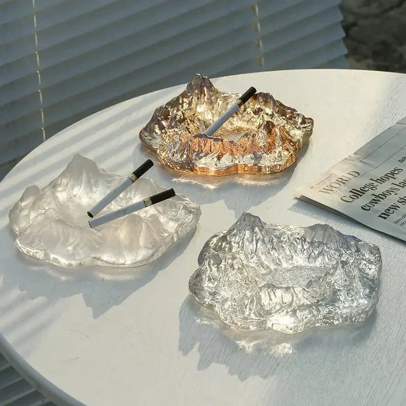 Junips | Ashtray decoration made of mountain glass in ice style