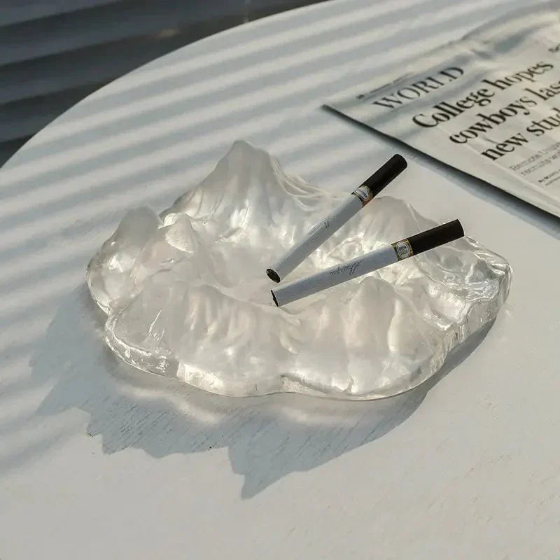 Junips | Ashtray decoration made of mountain glass in ice style