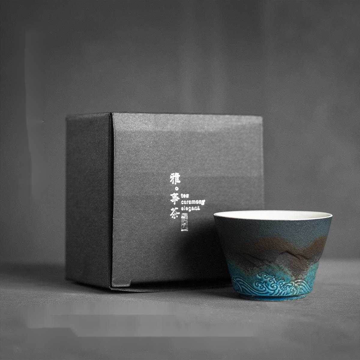 Junips | Large Cup, Ceramic Tea Cup with Lid. Large Tea Cup with Lid