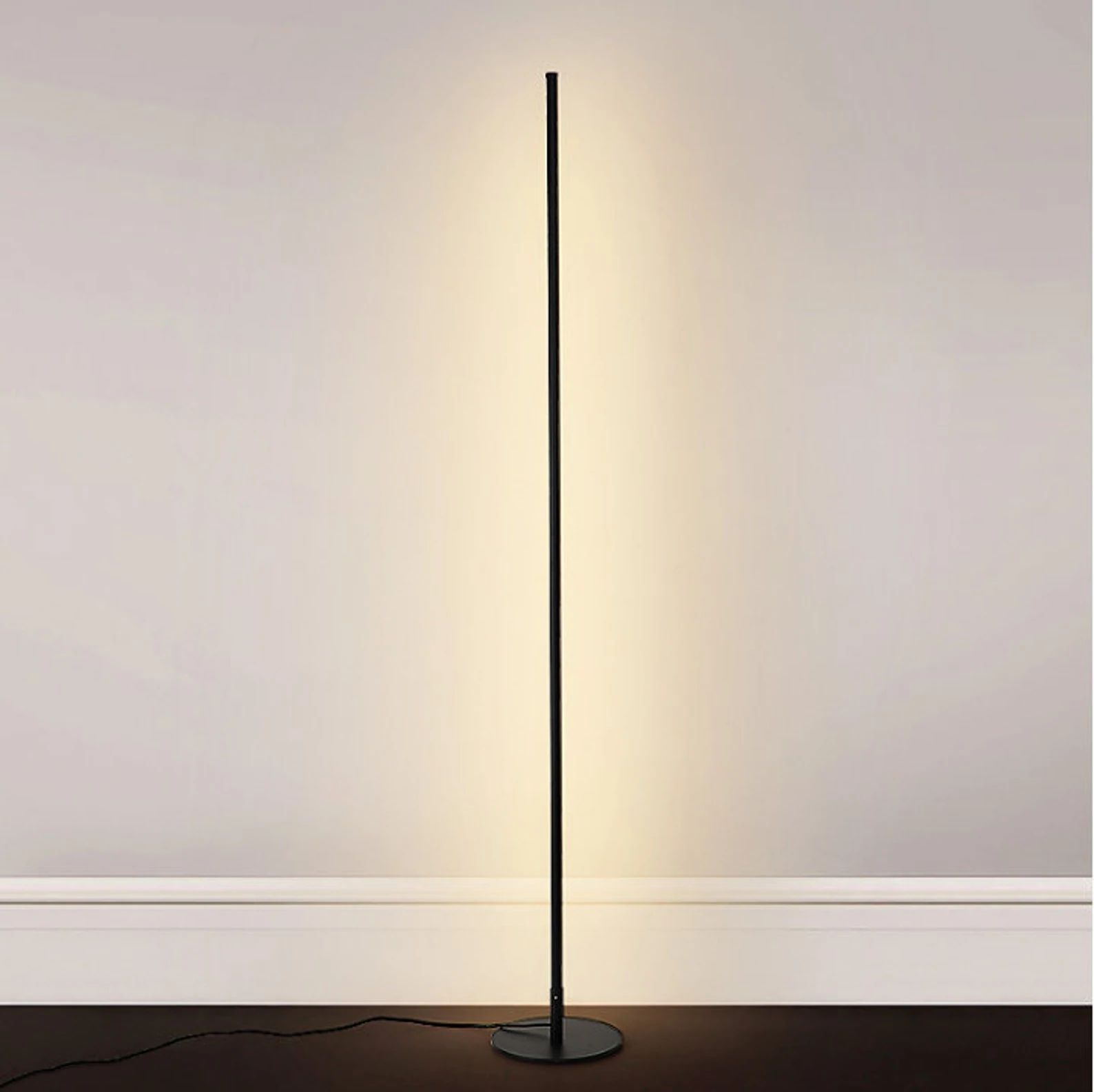 Junips | Lightmoon modern floor lamp