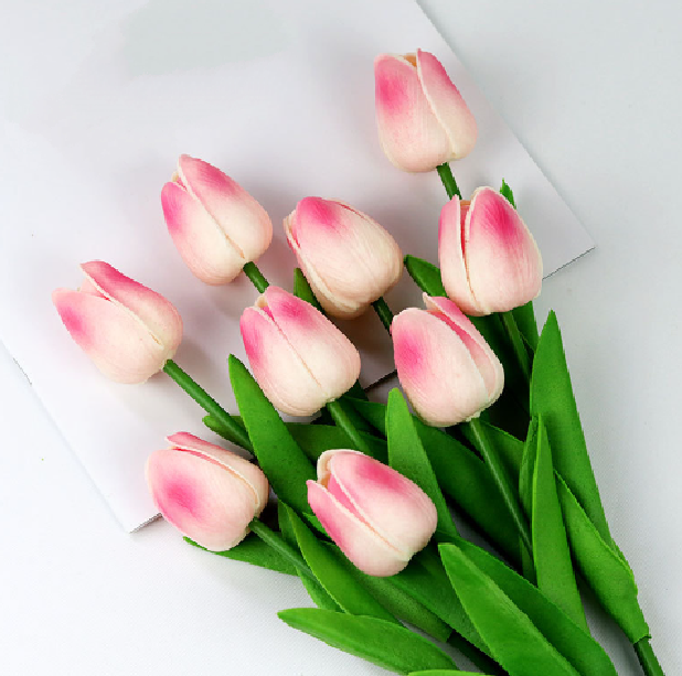 Junips | Life-like Tulip Bouquets for Every Occasion - Alyssa