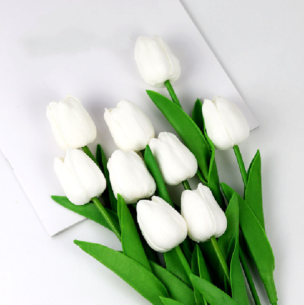 Junips | Life-like Tulip Bouquets for Every Occasion - Alyssa
