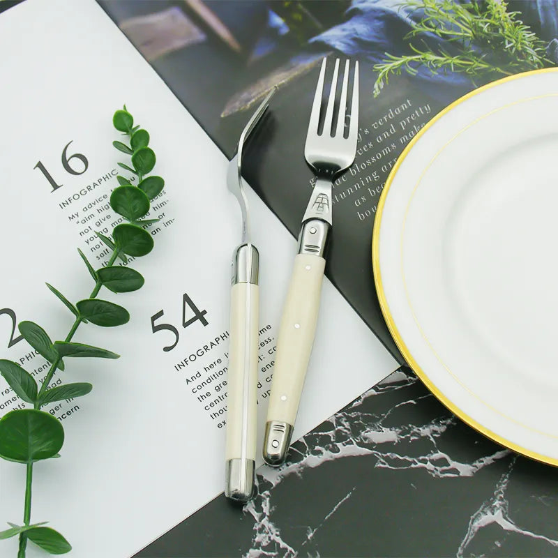 Junips | IvoryElegance – Luxury Laguiole Cutlery Set with Timeless Style