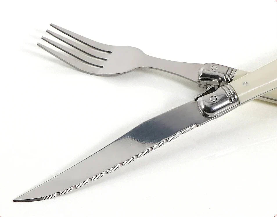 Junips | IvoryElegance – Luxury Laguiole Cutlery Set with Timeless Style