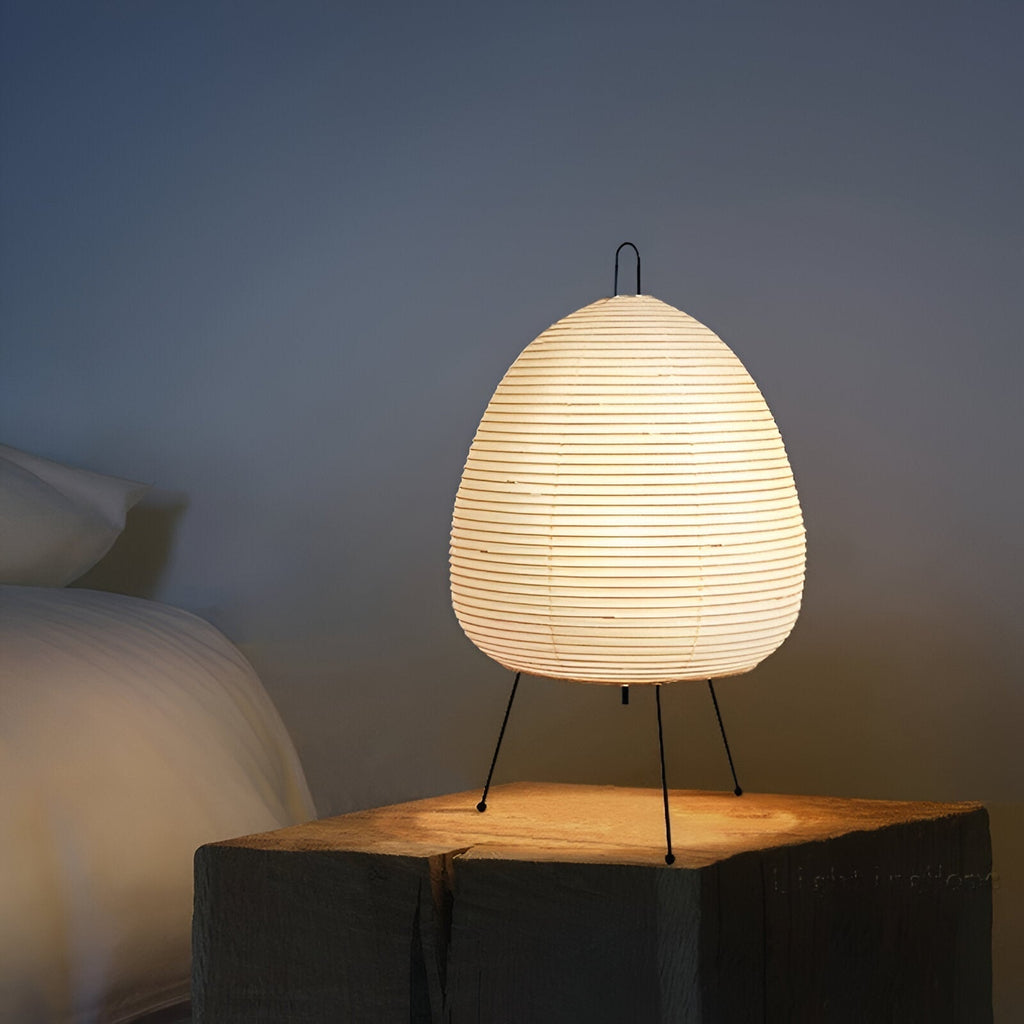 Junips | ZenLoom – Luxurious table lamp with Japanese Wabi-Sabi design for gentle light