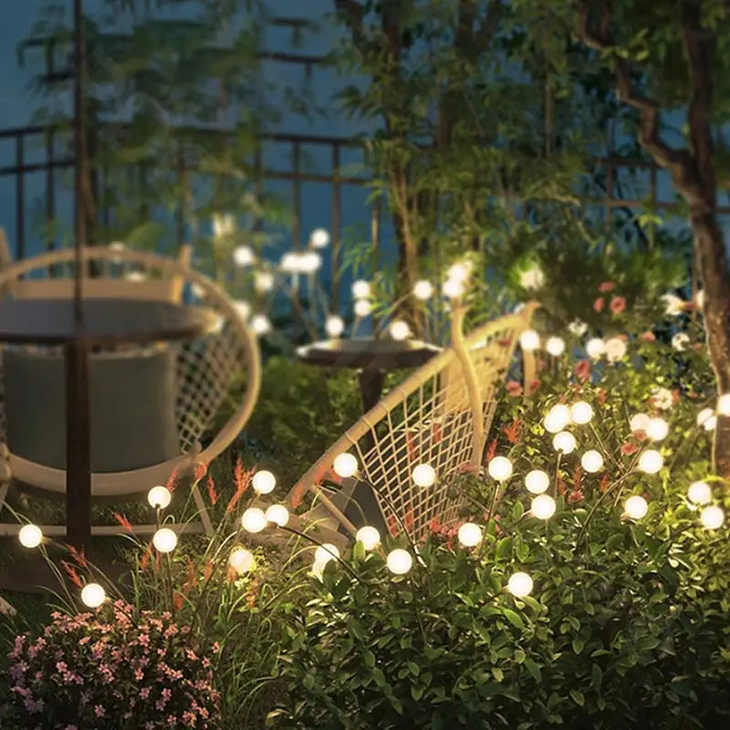 Junips | The Magic of the Solar Lamp with Firefly Effect