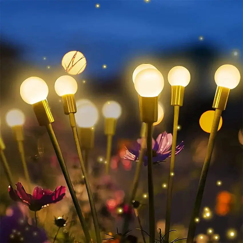 Junips | The Magic of the Solar Lamp with Firefly Effect