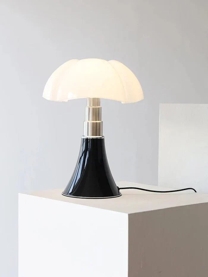 Junips | Designer Flower Table Lamp - FloraLuxe