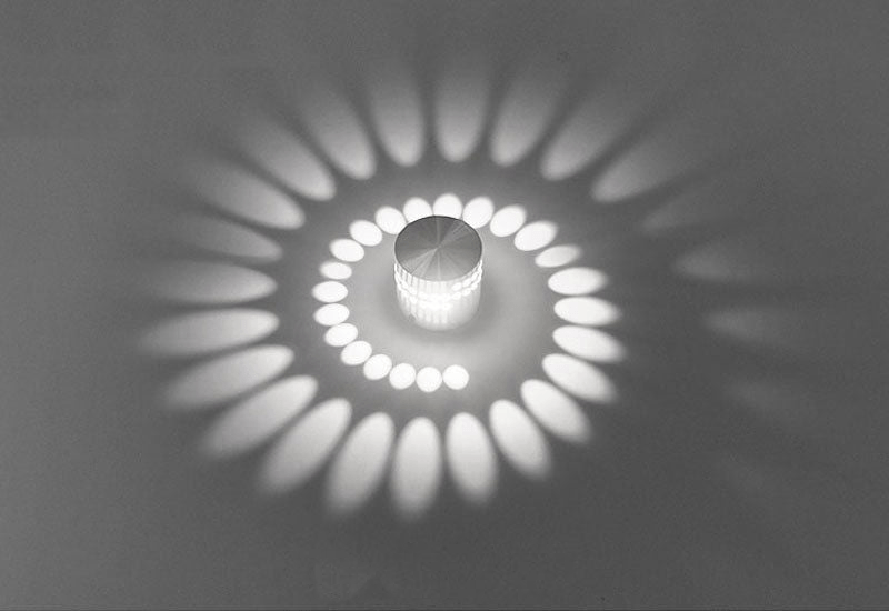 Junips | Luminous Arc LED Floor Lamp – Modern Ambient Lighting