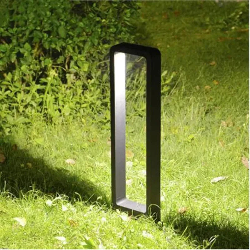 Junips | Elegant Aluminum Floor Lamp for a Luxurious Shine Outdoors
