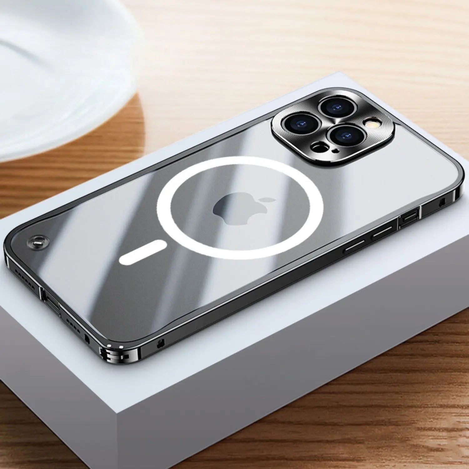 Junips | Metal Luxury MagSafe Case for iPhone Pro Max - Slim and Stylish Design with Maximum Protection
