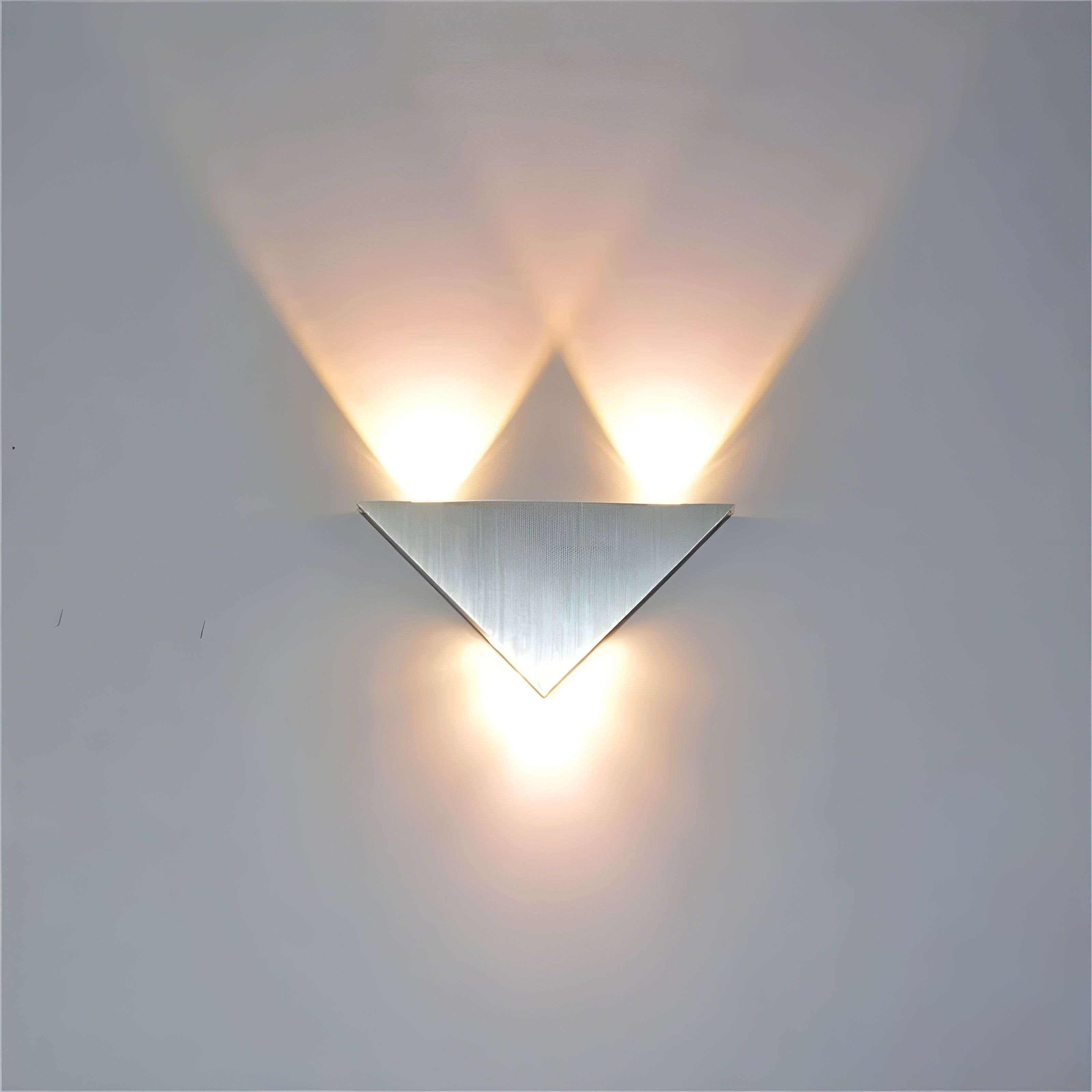 Junips | Light - Modern Triangle Wall Light LED Wall Light