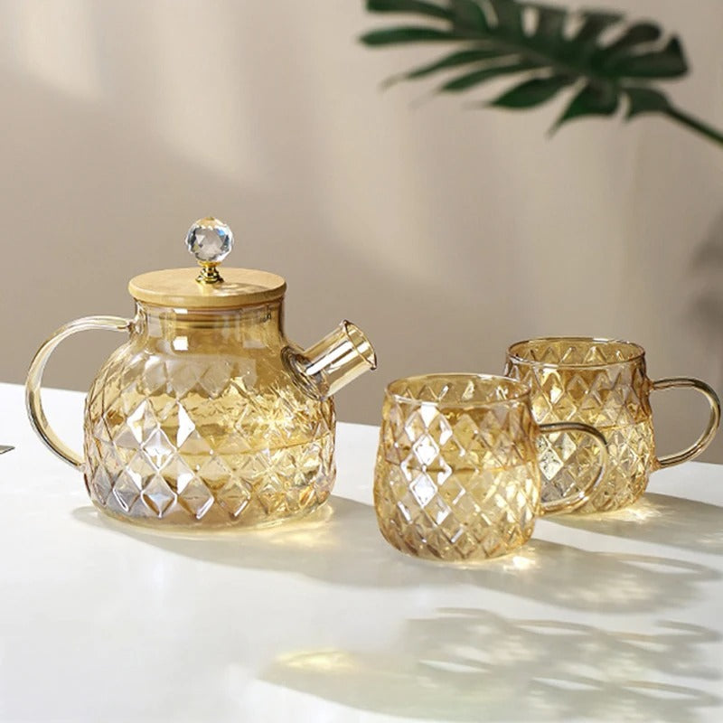Junips | Classic Crystal Teapot | Glass & Wood