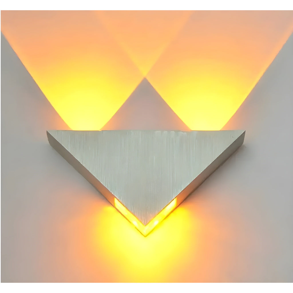 Junips | Light - Modern Triangle Wall Light LED Wall Light