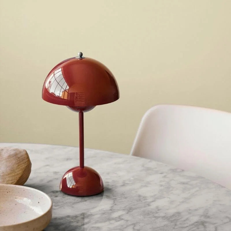 Junips | Modern Table Lamp - this is USB WARNING