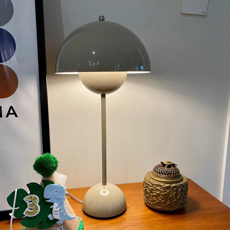 Junips | Modern Table Lamp - this is USB WARNING