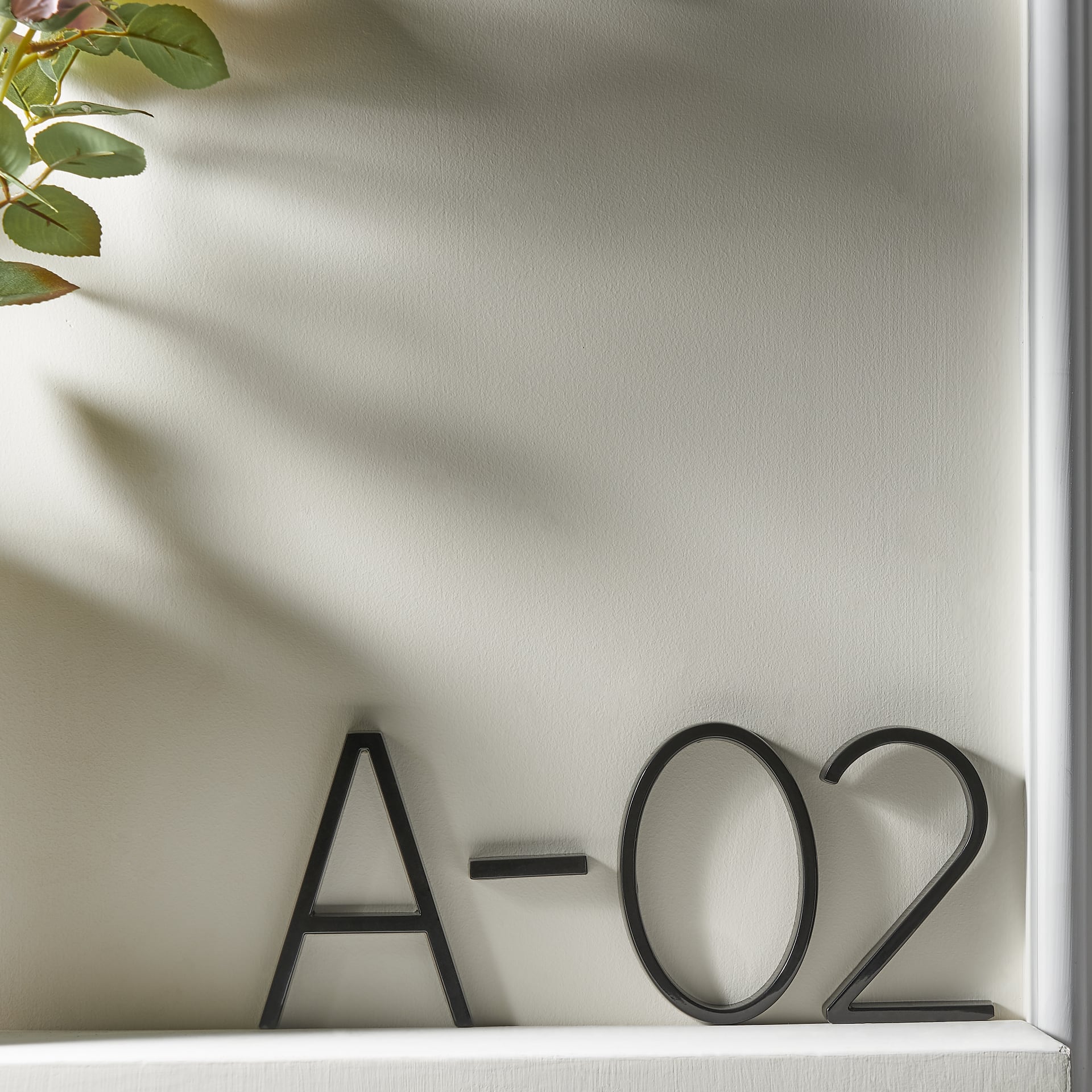 Junips | Black house numbers