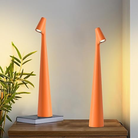 Junips | Table Lamp Modern Red Metal LED Light