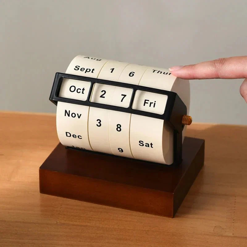 Junips | Perpetual Bike Desk Calendar