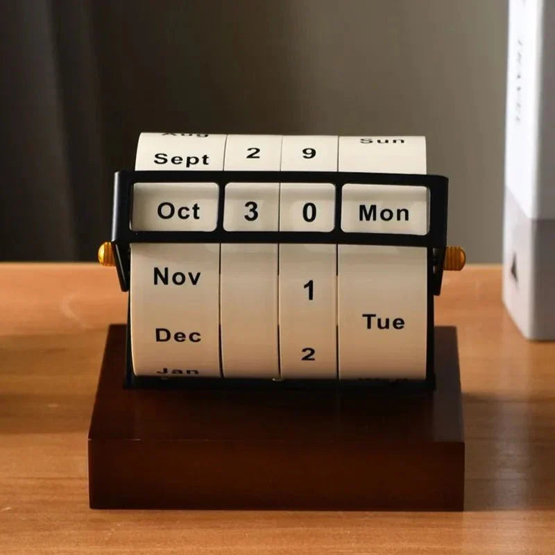 Junips | Perpetual Bike Desk Calendar