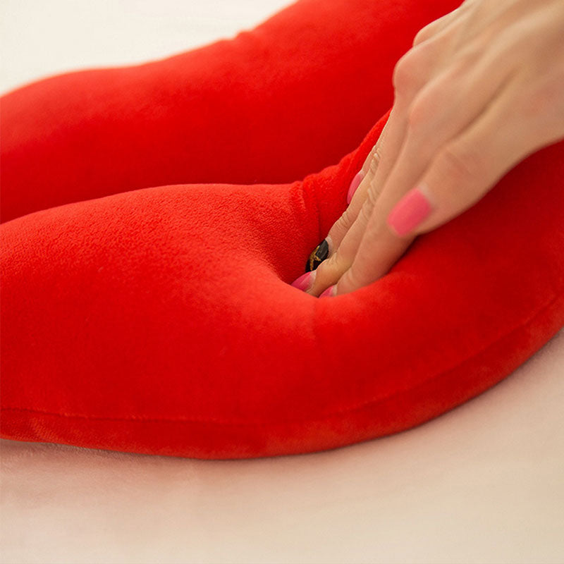 Junips | Plush Lip Pillow