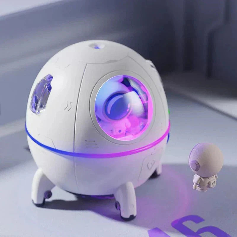Junips | Portable Astronaut Air Humidifier with Night Light & Aroma Diffuser - AstroMist