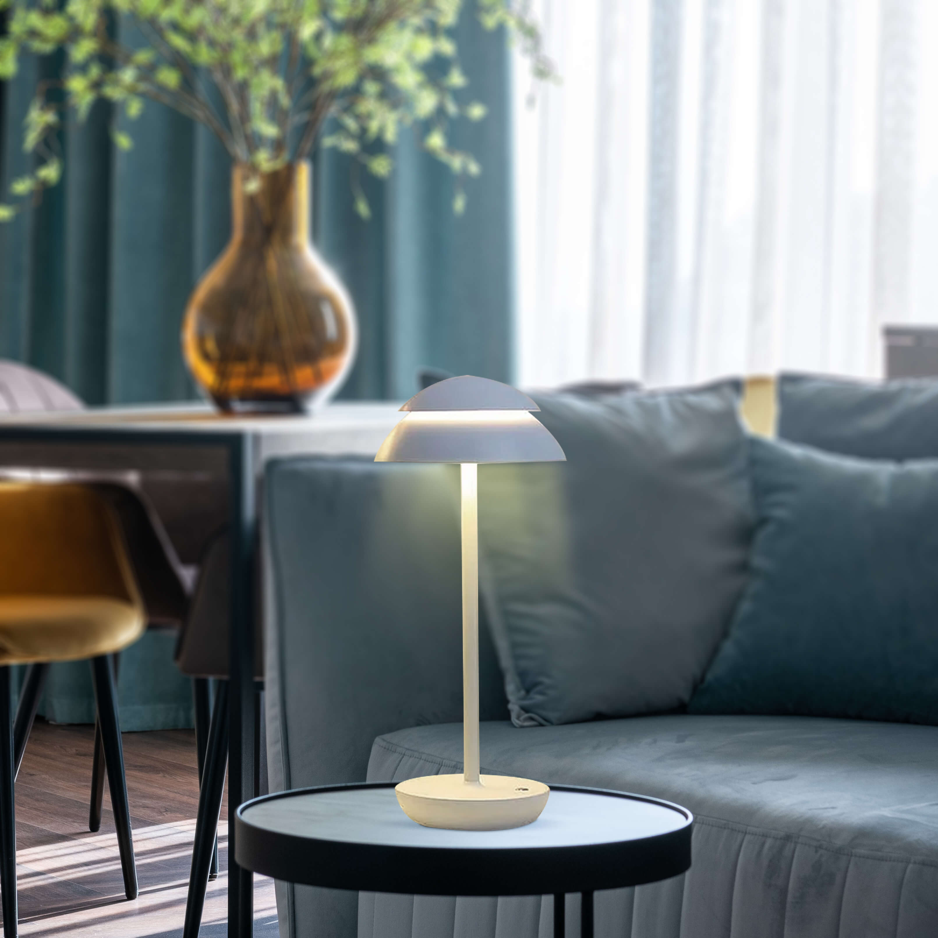Junips | Table Lamp with Touch Control and LED Light