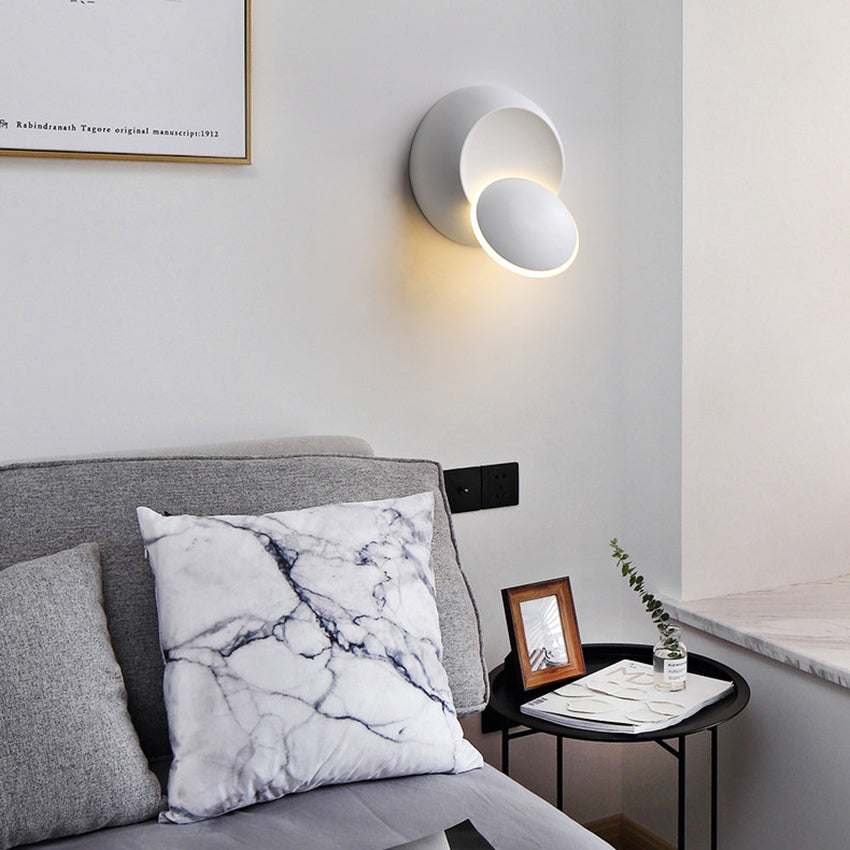 Junips | LED Wall Light 360