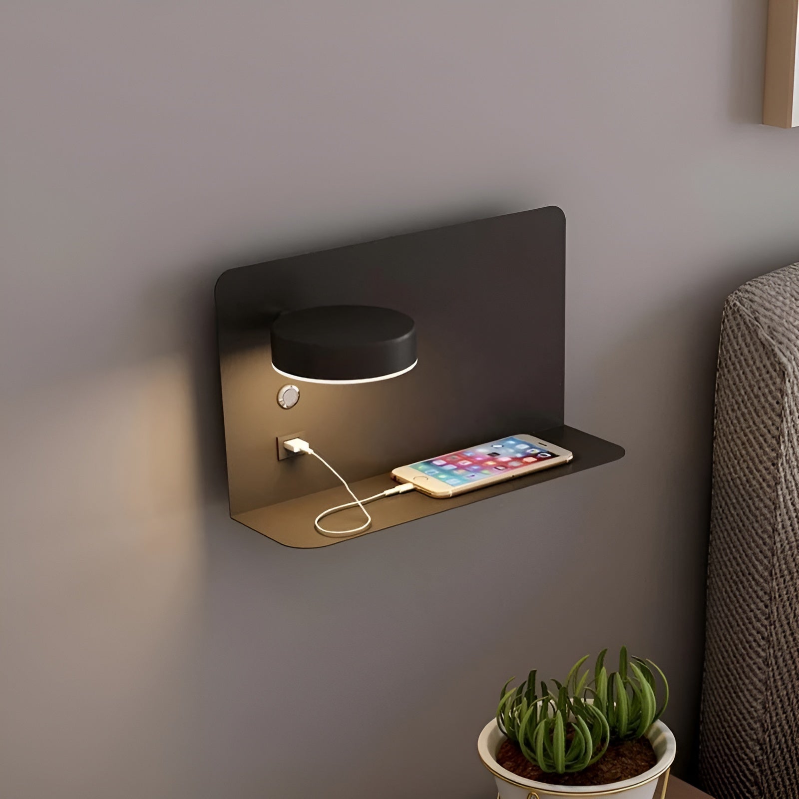 Junips | Wall lamp – Rechargeable elegance with USB LED lighting for a luxurious atmosphere