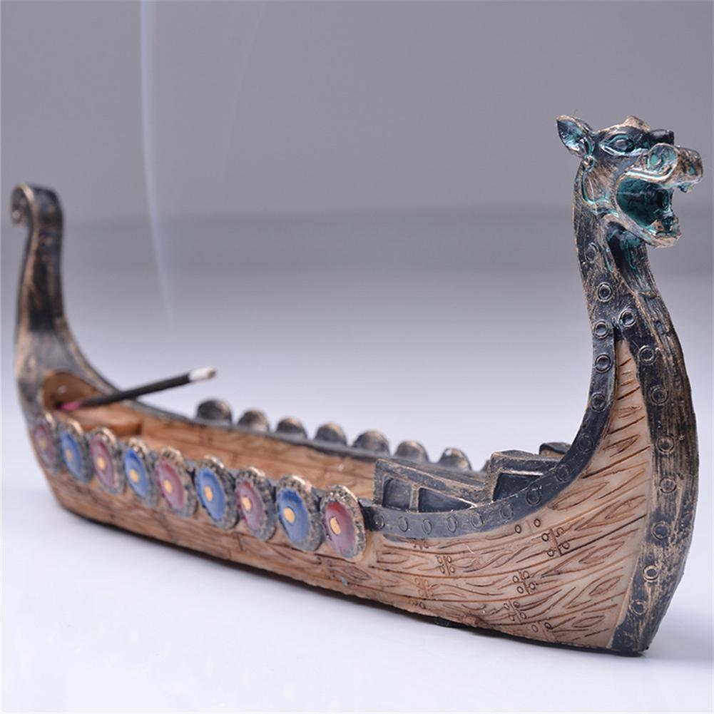 Junips | Retro Dragon Boat Incense Holder