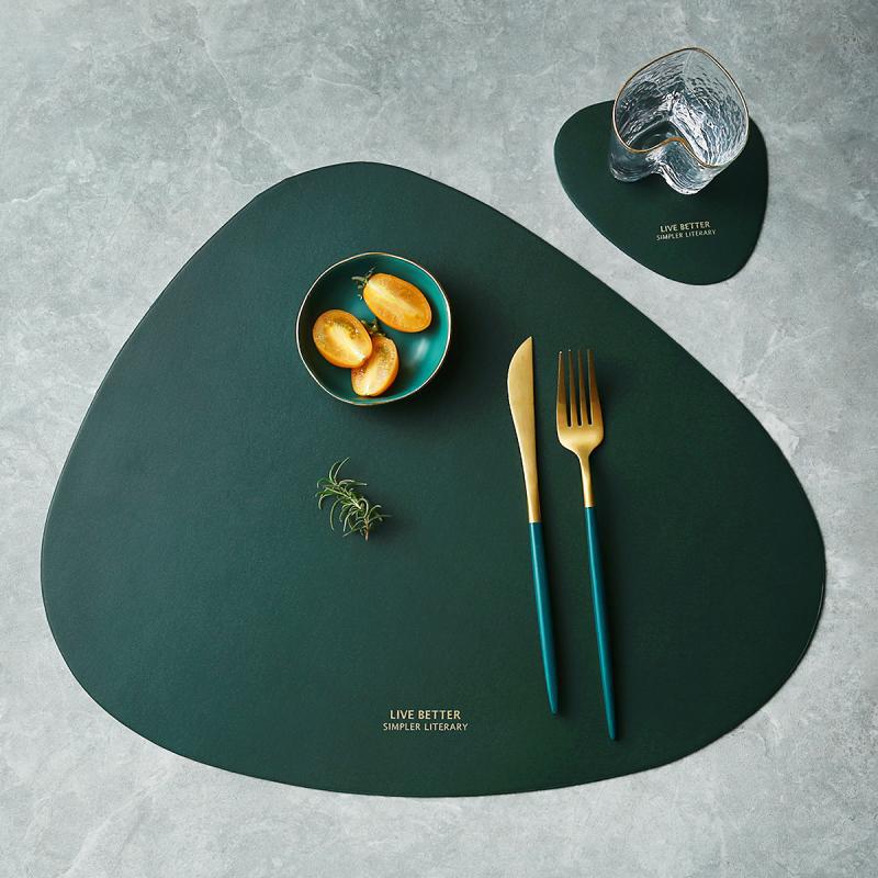 Junips | 4 Colors Triangle Placemat Set