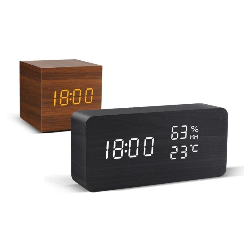 Junips | LED alarm clock in wooden cube shape