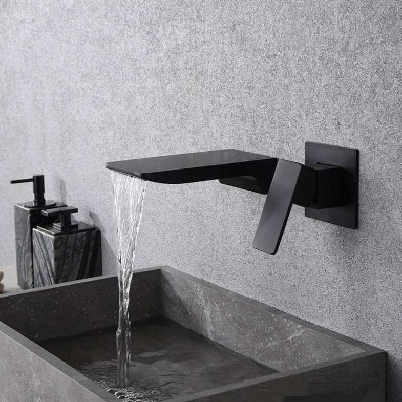 Junips | Modern wall-mounted water tap