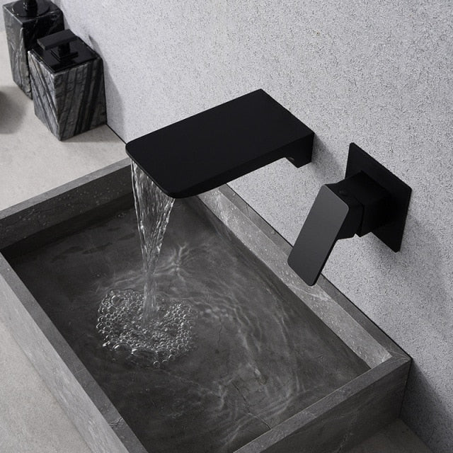 Junips | Modern wall-mounted water tap