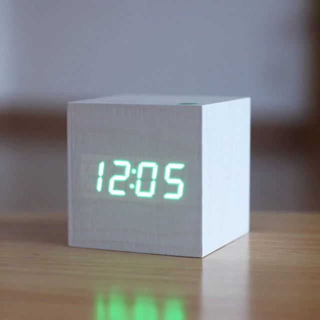 Junips | CUBE DIGITAL DESK CLOCK