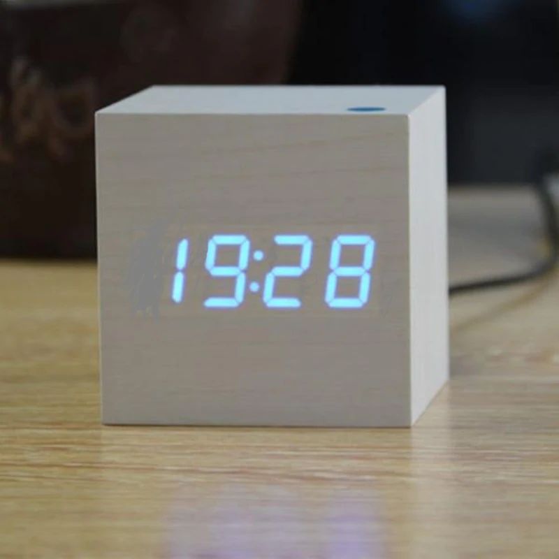 Junips | CUBE DIGITAL DESK CLOCK