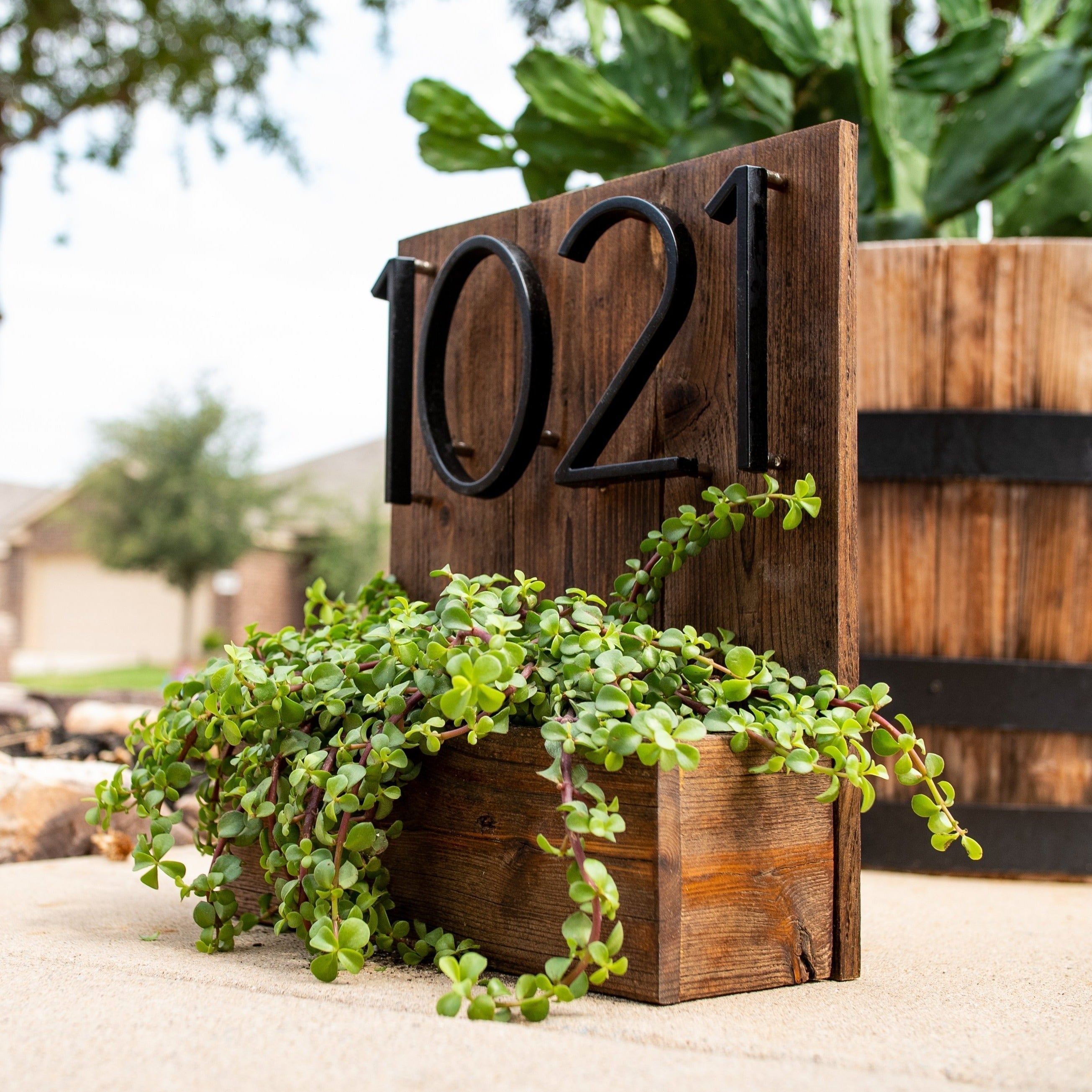 Junips | Hannah Black House Numbers