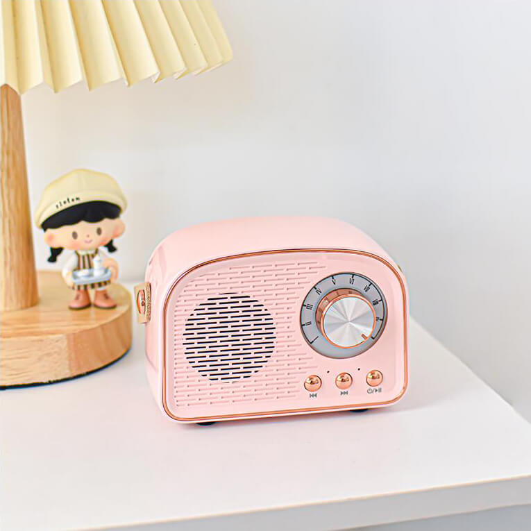 Junips | Retro Round Radio Bluetooth Speaker