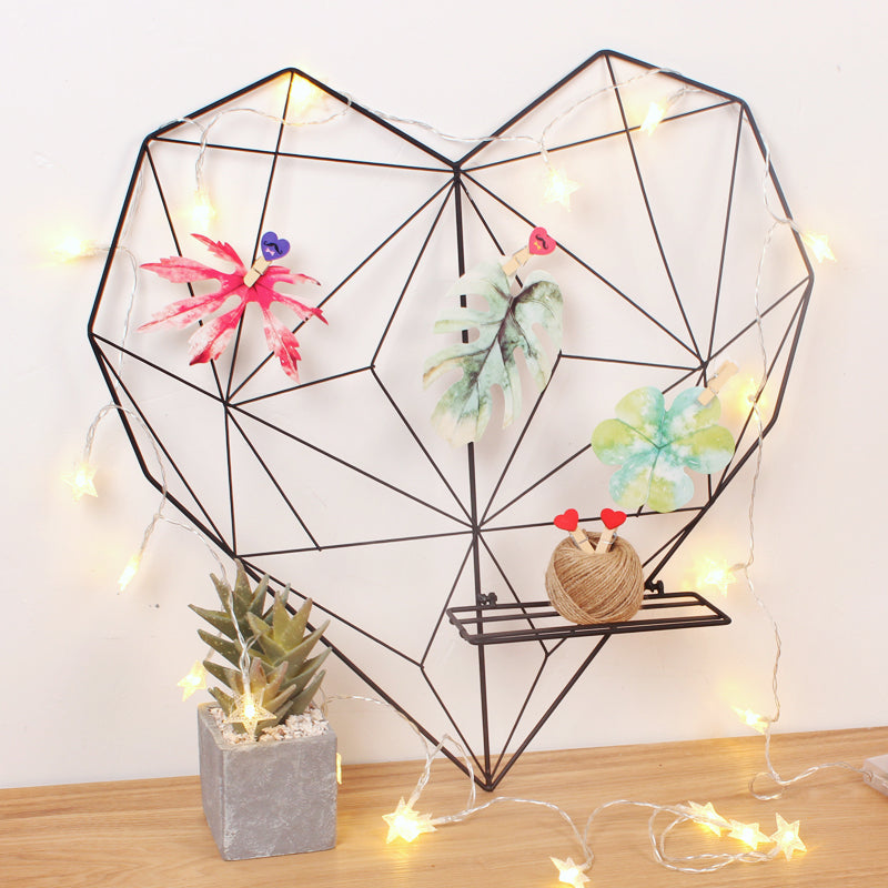 Junips | Heart Wire Photo Display