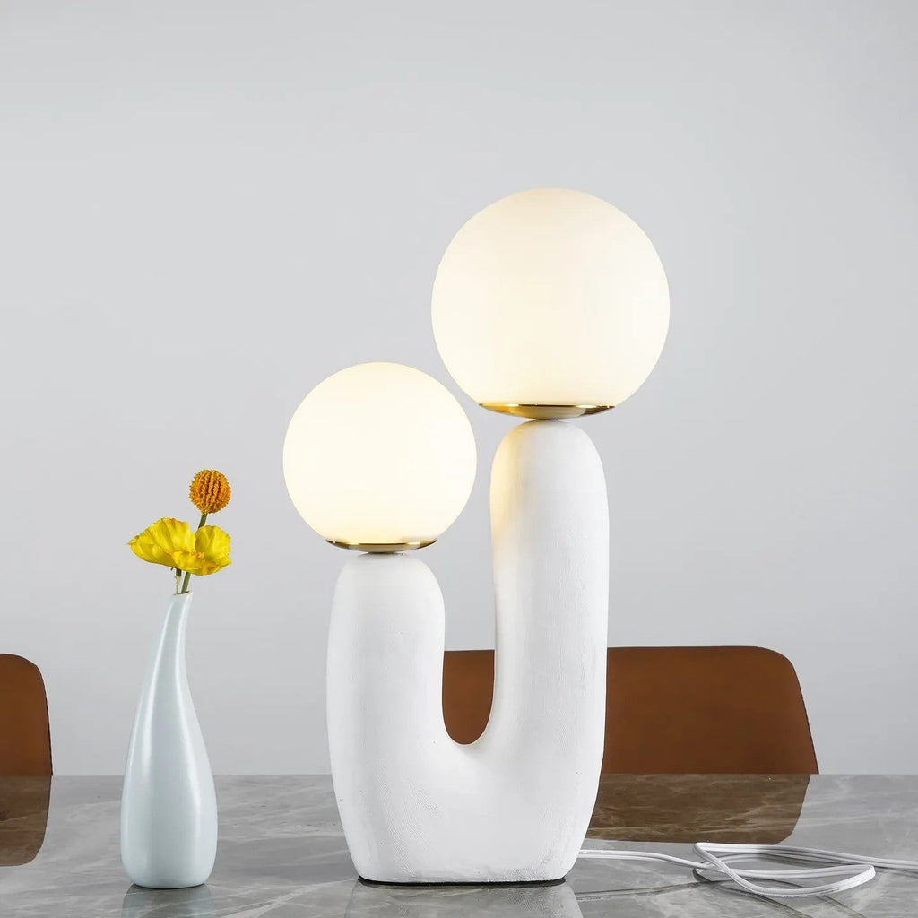 Junips | Contemporary Style Table Lamp with Natural Accent