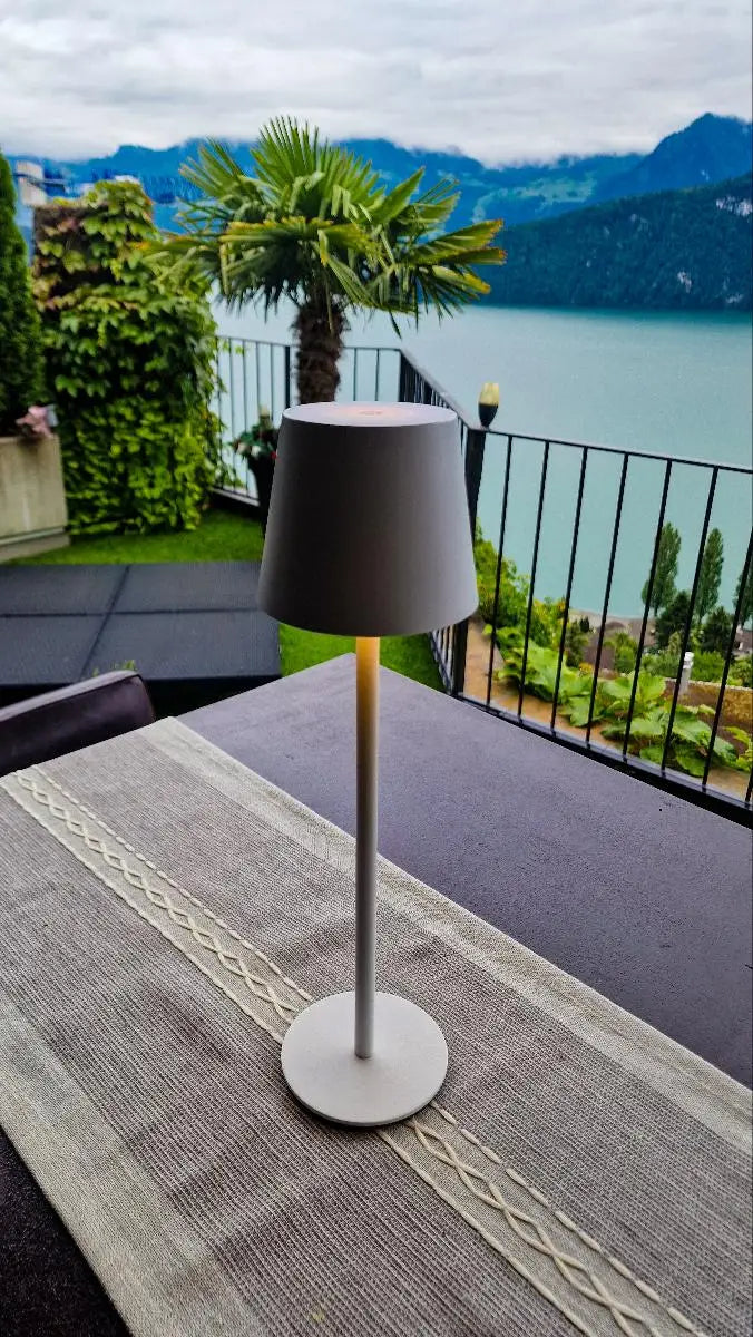 Junips | LED Table Lamp – Wireless, Touch Control & Dimmable Light