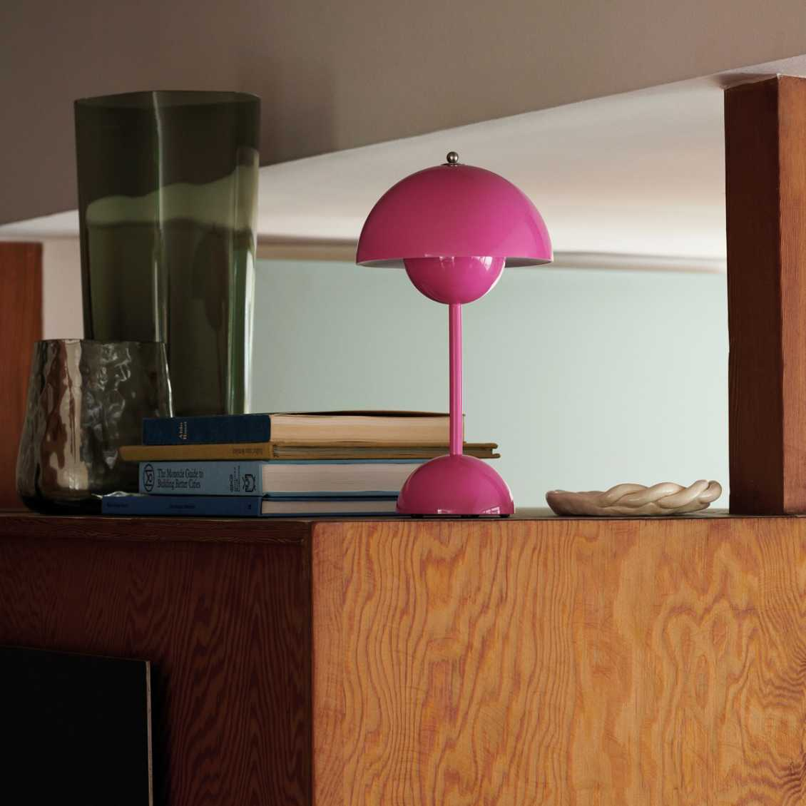 Junips | Lunarglo | LED table lamp